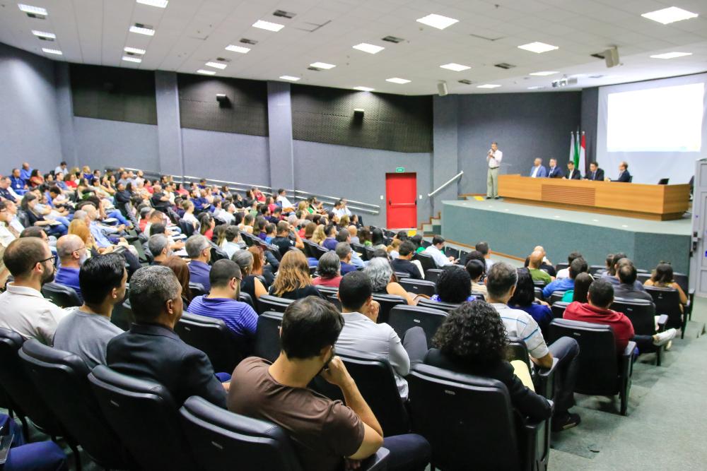 Capa da notícia: GDF orienta gestores sobre exercício financeiro de 2025