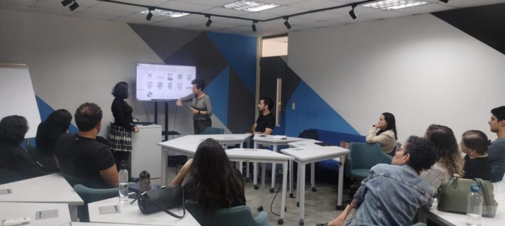 Capa da notícia: LabGes-DF forma equipe de servidores para desenvolver soluções inovadoras na administração pública